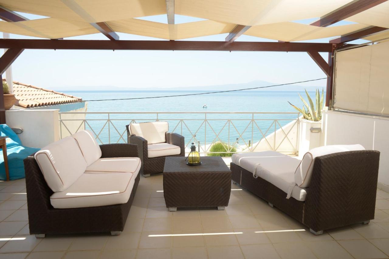 Agali 2 Superior Mezonet Front Of The Sea Apartment Akrogiali Exterior foto