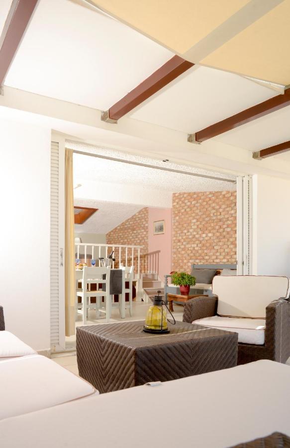 Agali 2 Superior Mezonet Front Of The Sea Apartment Akrogiali Exterior foto