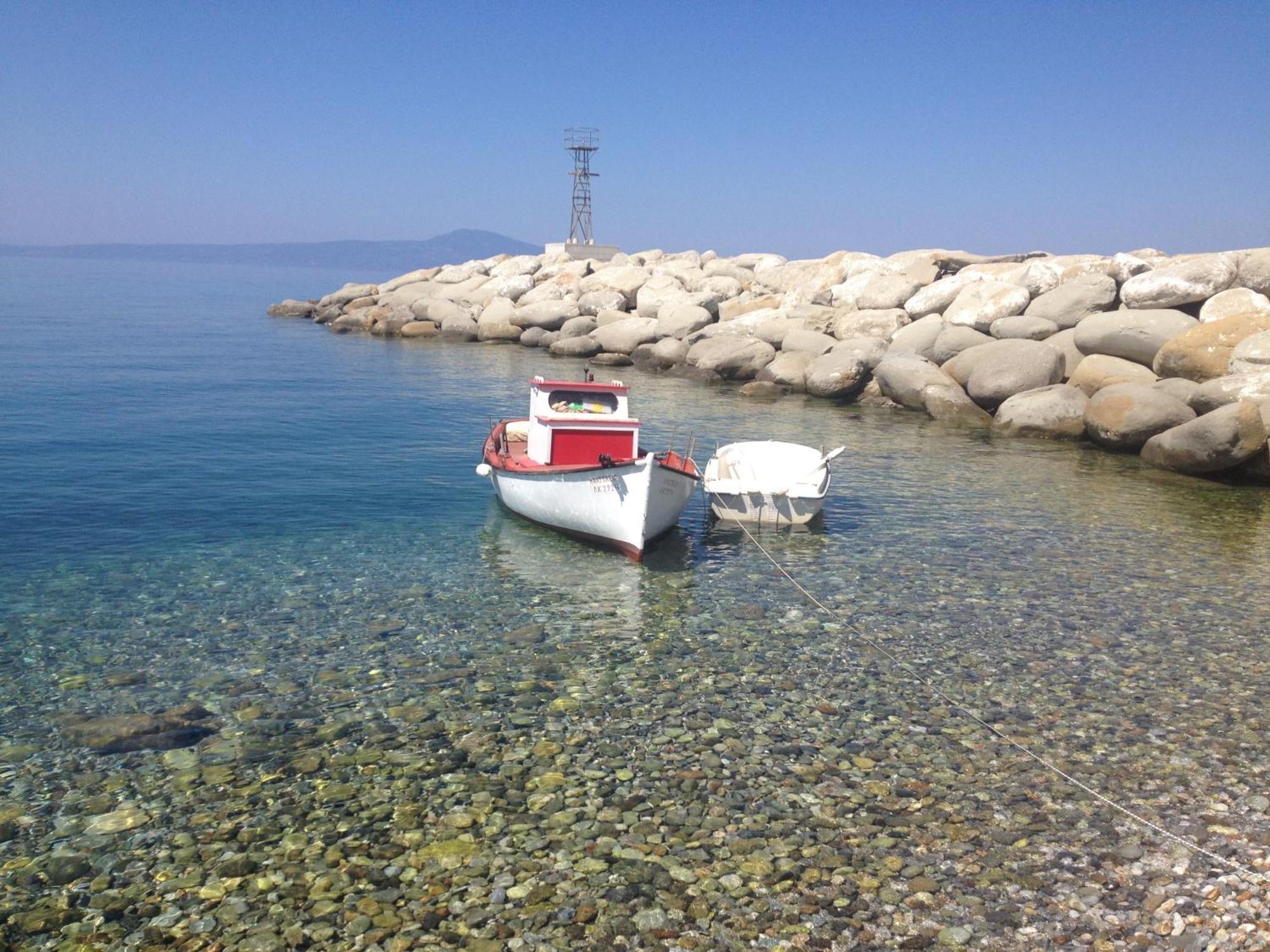 Agali 2 Superior Mezonet Front Of The Sea Apartment Akrogiali Exterior foto