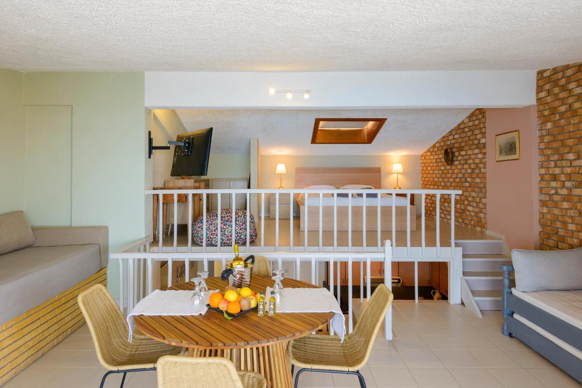 Agali 2 Superior Mezonet Front Of The Sea Apartment Akrogiali Exterior foto